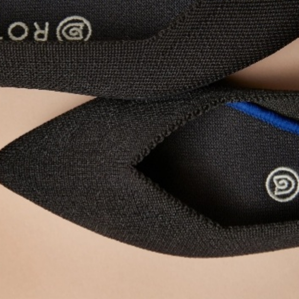 Rothy's The Point Womens Black Knit Blue Halo Flats Ballet Shoe Excellent